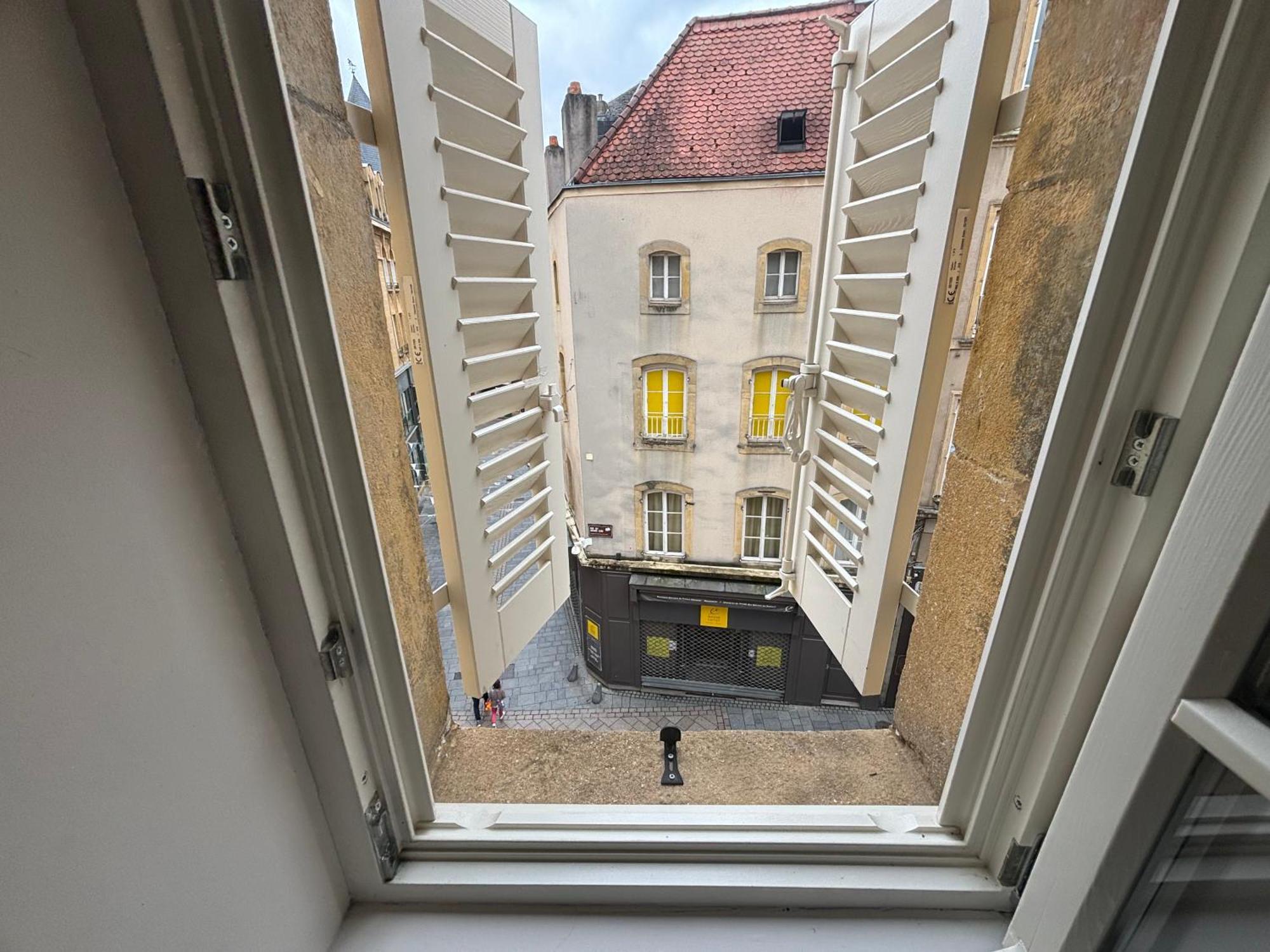 Ferienwohnung Louis Premier Et Second Metz Centre Un Sejour A Part Exterior foto